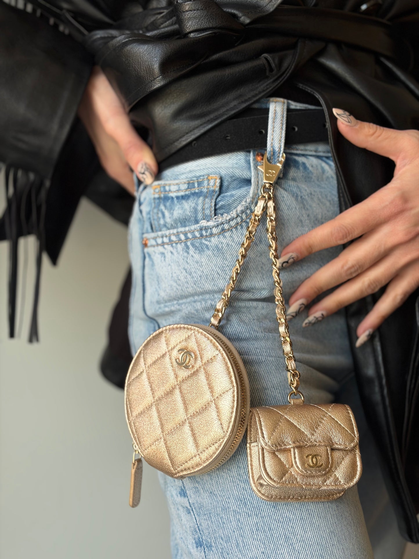 Chanel Chain Pouch oro