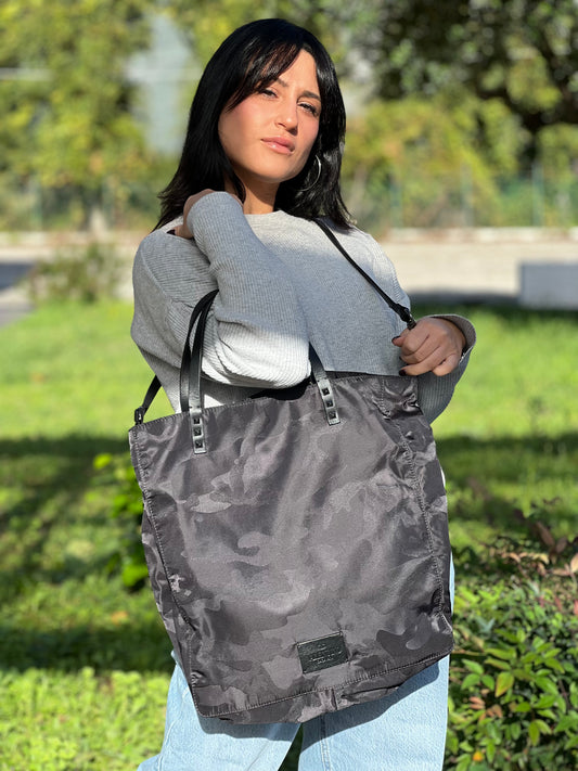 Shopper Valentino Garavani