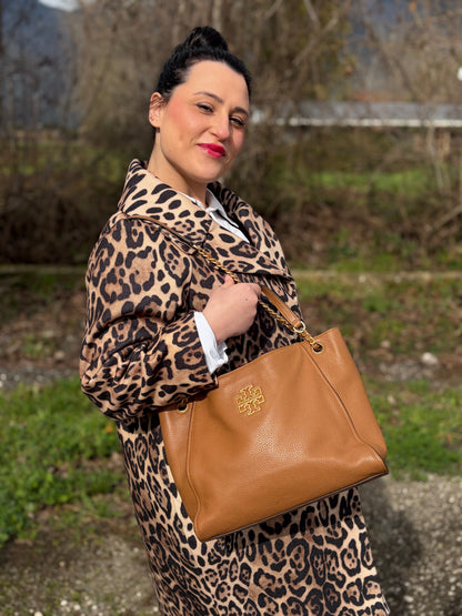 Shopper Tory Burch