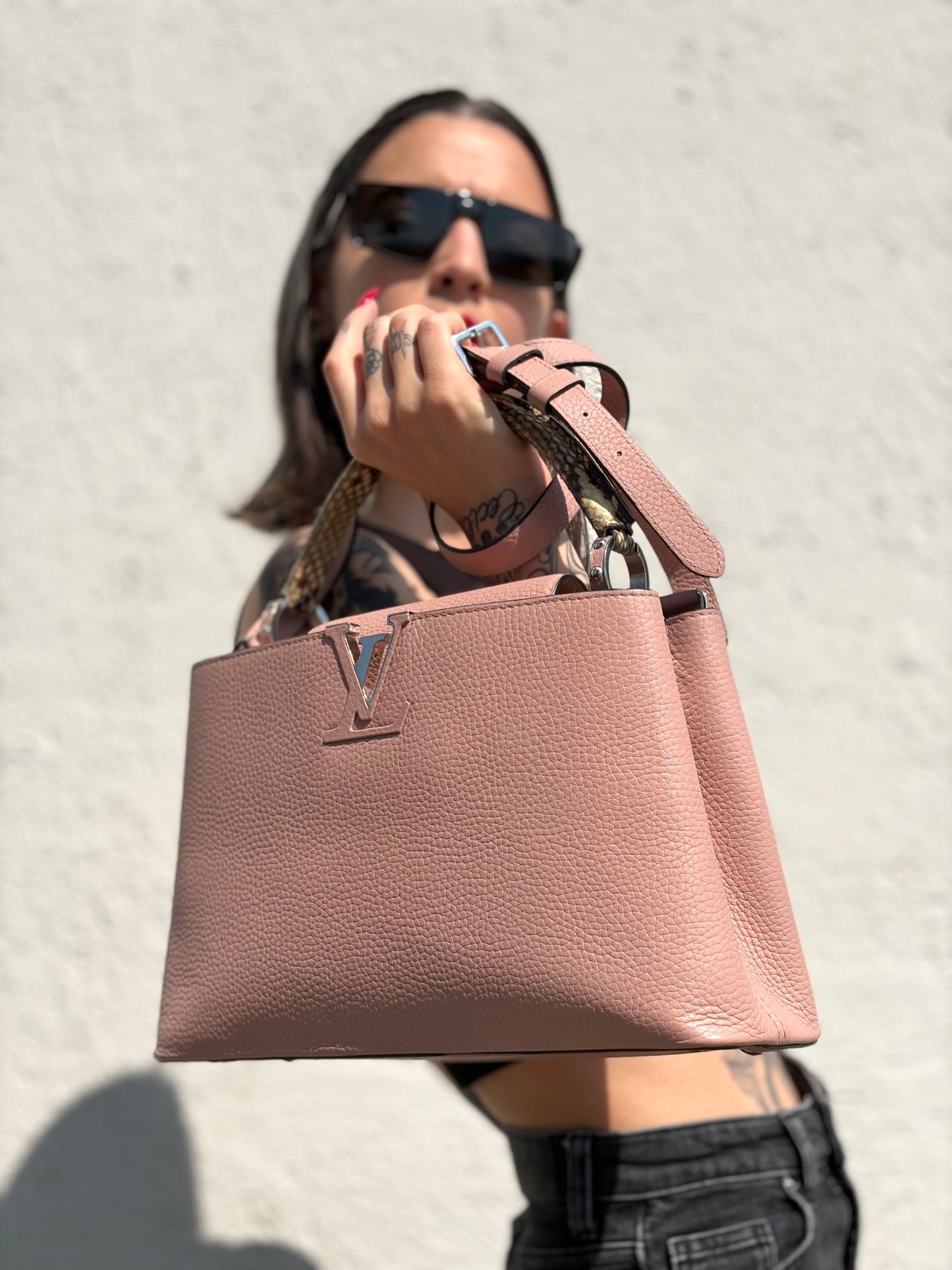 Louis Vuitton Capucines MM