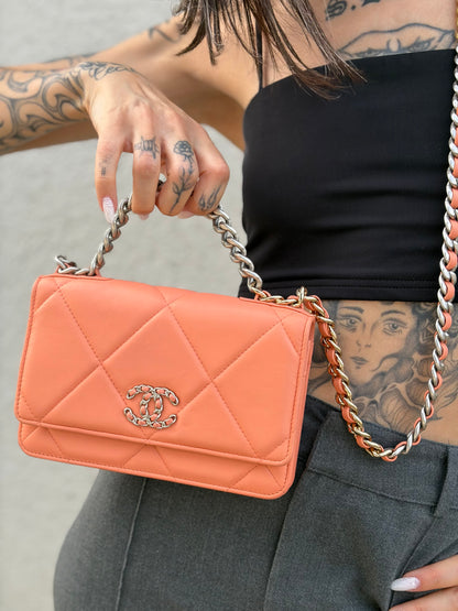 Wallet on chain Chanel 19 rosa