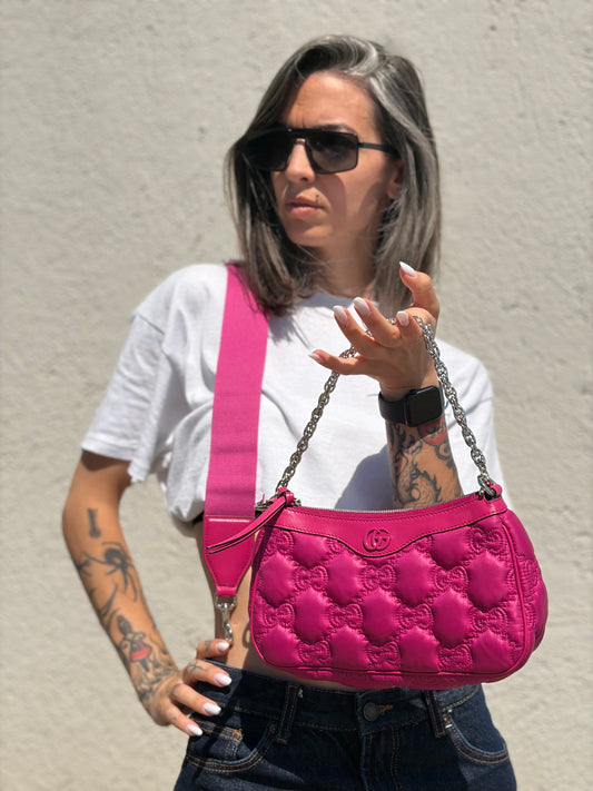 Tracolla Gucci GG Matelassé fucsia