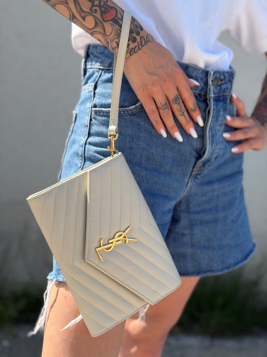 Pochette Cassandre Saint Laurent