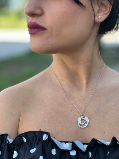 Three Interlocking Rings Pendant Tiffany&Co. Elsa Peretti