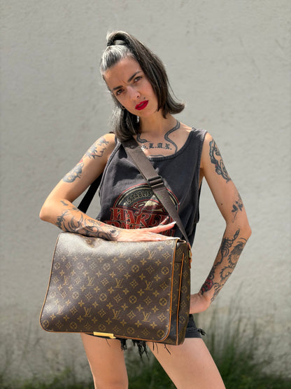 Abbesses Messenger Louis Vuitton