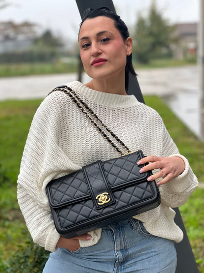 Chanel Elegant CC Flap nera