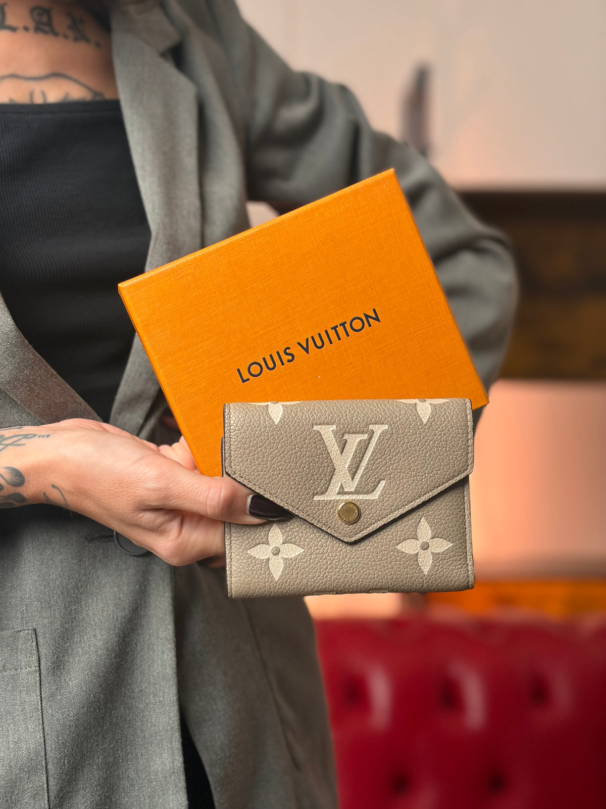 Portafoglio Victorine Monogram Empreinte Louis Vuitton
