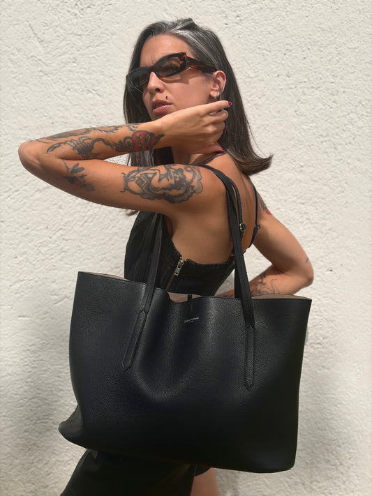 Shopper J&M Davidson
