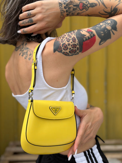 Borsa Prada mini Cleo gialla