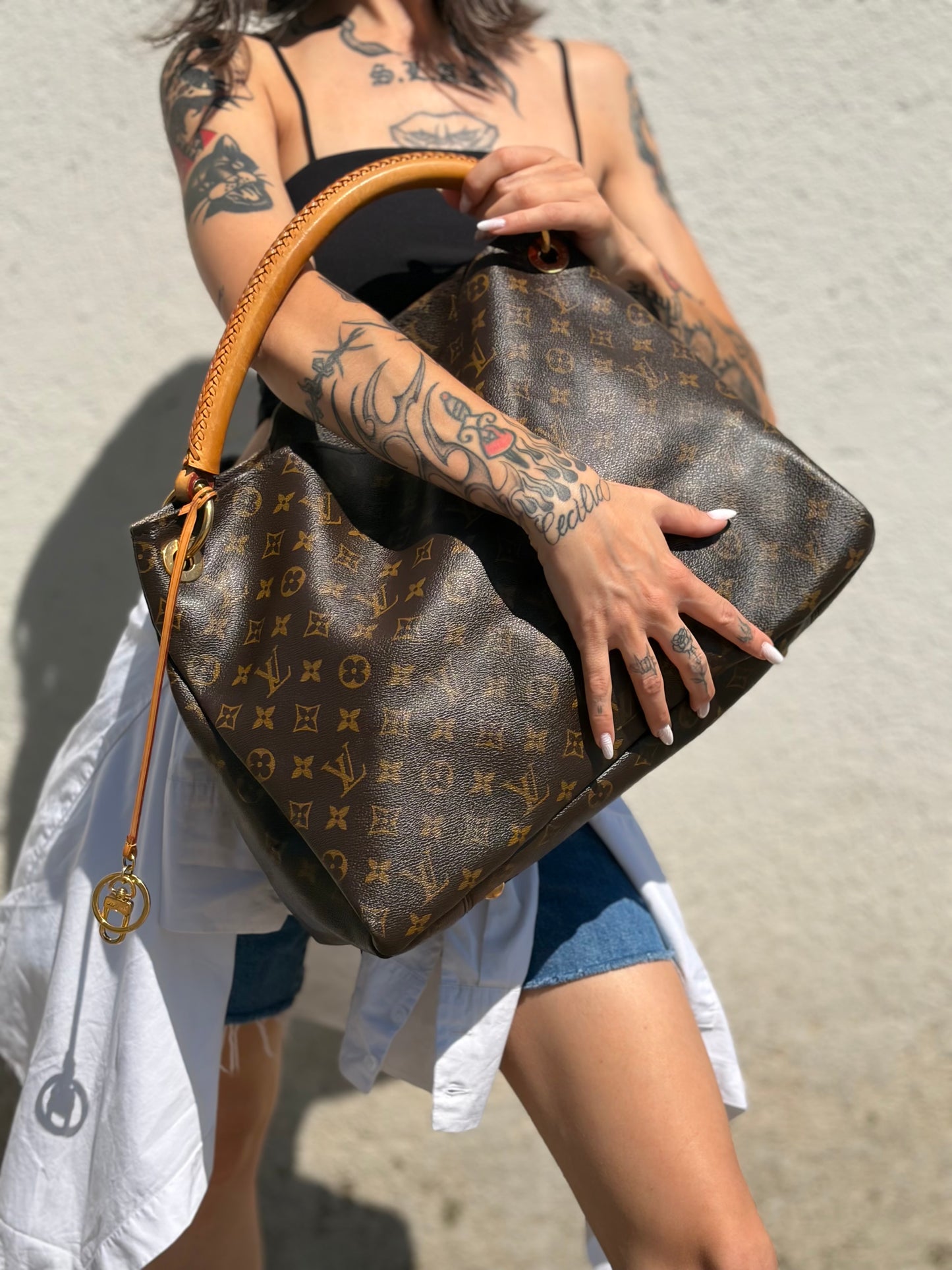 Artsy MM Louis Vuitton