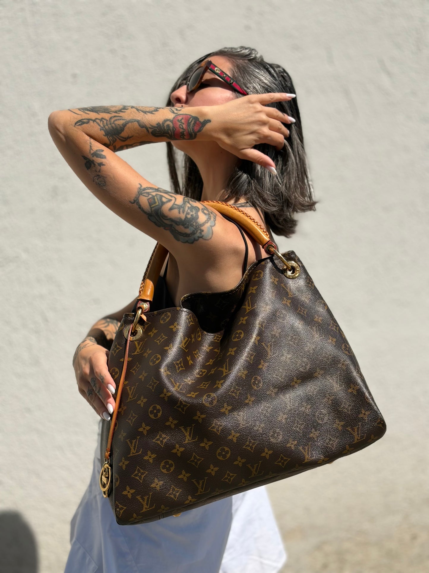 Artsy MM Louis Vuitton