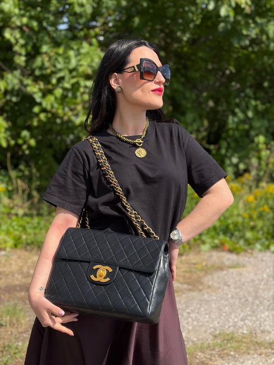 Borsa Chanel Maxi Logo Jumbo Flap