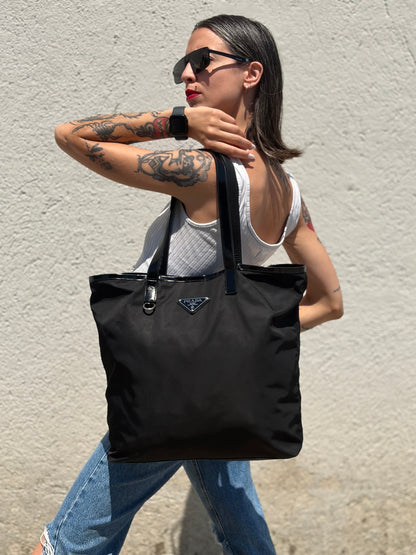 Tote Prada nera