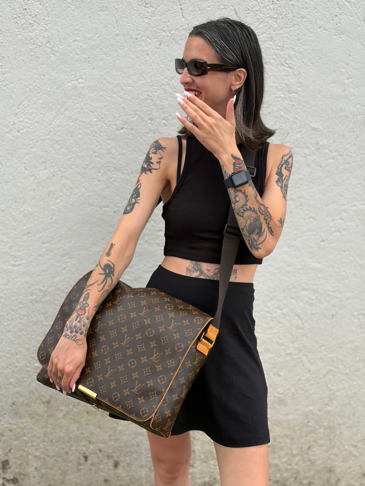 Abbesses Messenger Louis Vuitton