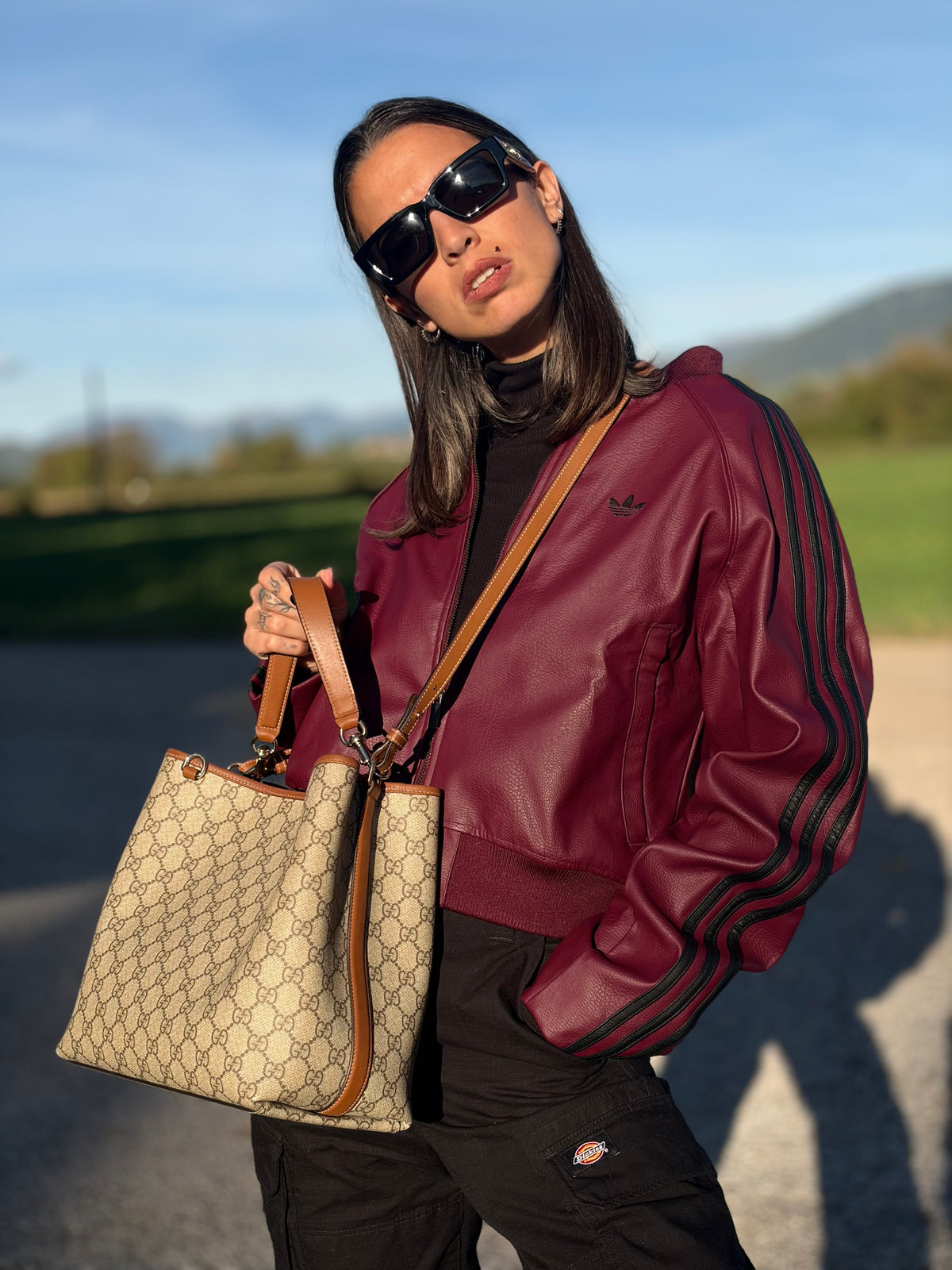 Secchiello Gucci GG Supreme in pelle beige