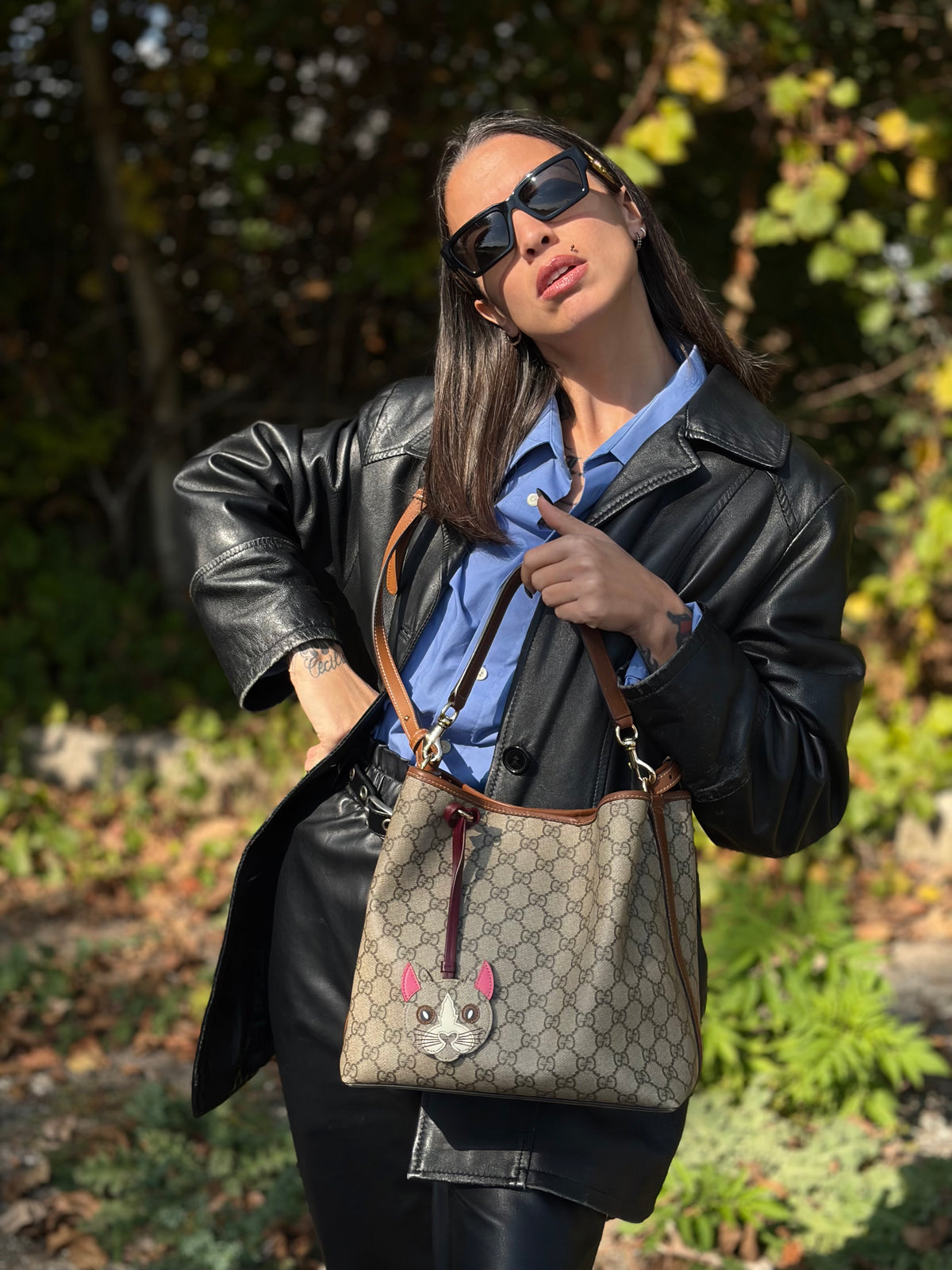 Secchiello Gucci GG Supreme in pelle marrone