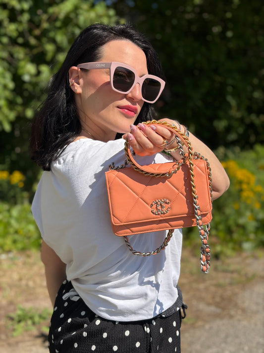 Wallet on chain Chanel 19 rosa