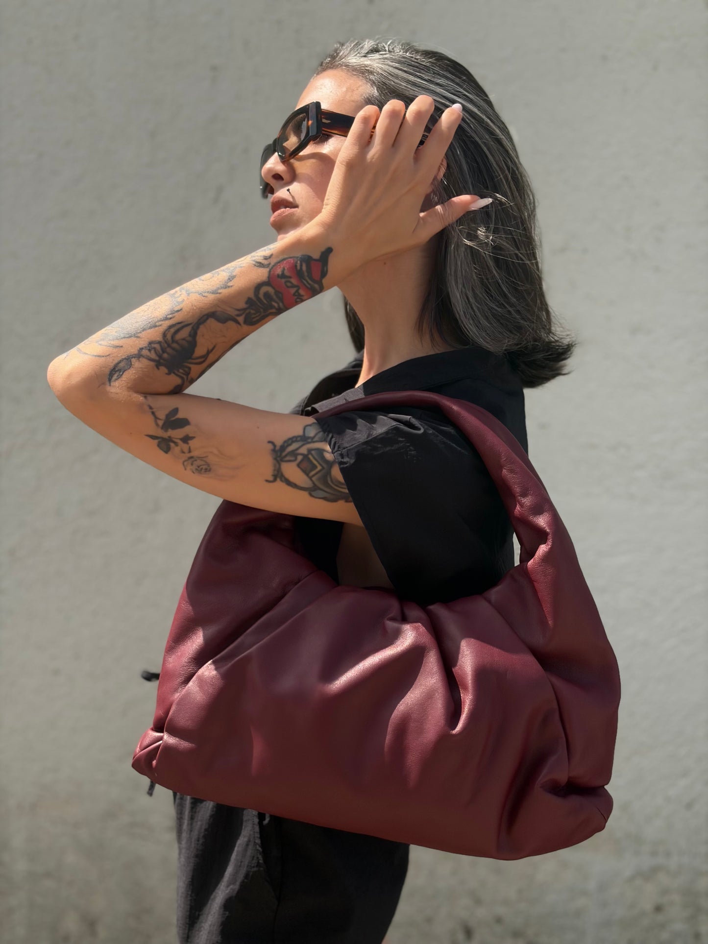 Hobo Bottega Veneta bordeaux
