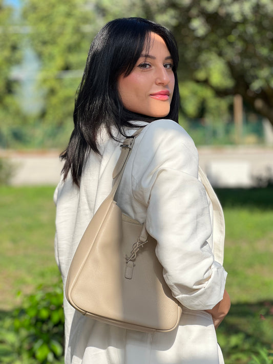 LE 5 À 7 Small Saint laurent