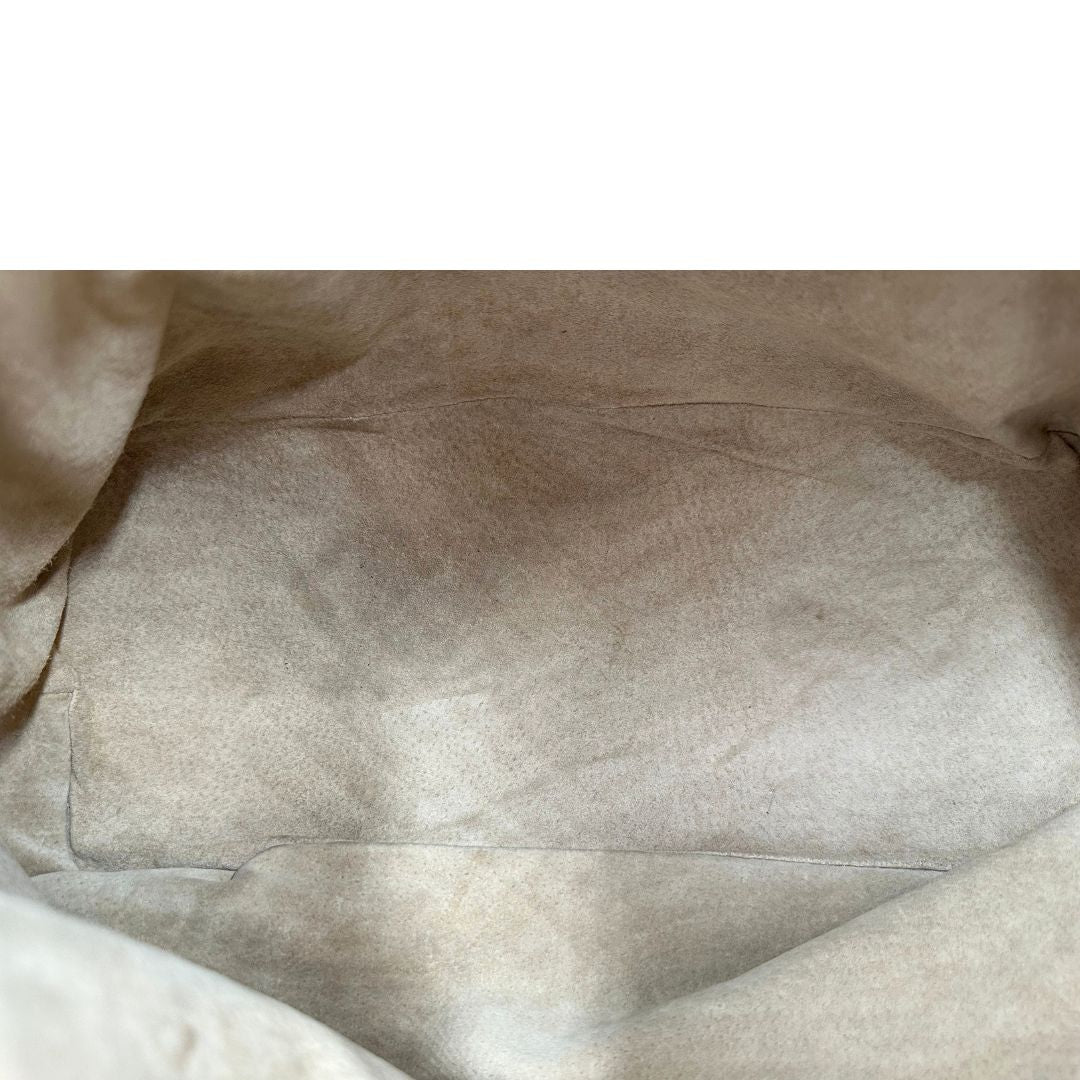 interno borsa Prada in pelle grigia e hardware argentato, di lusso, originale, ottime condizioni, usata 