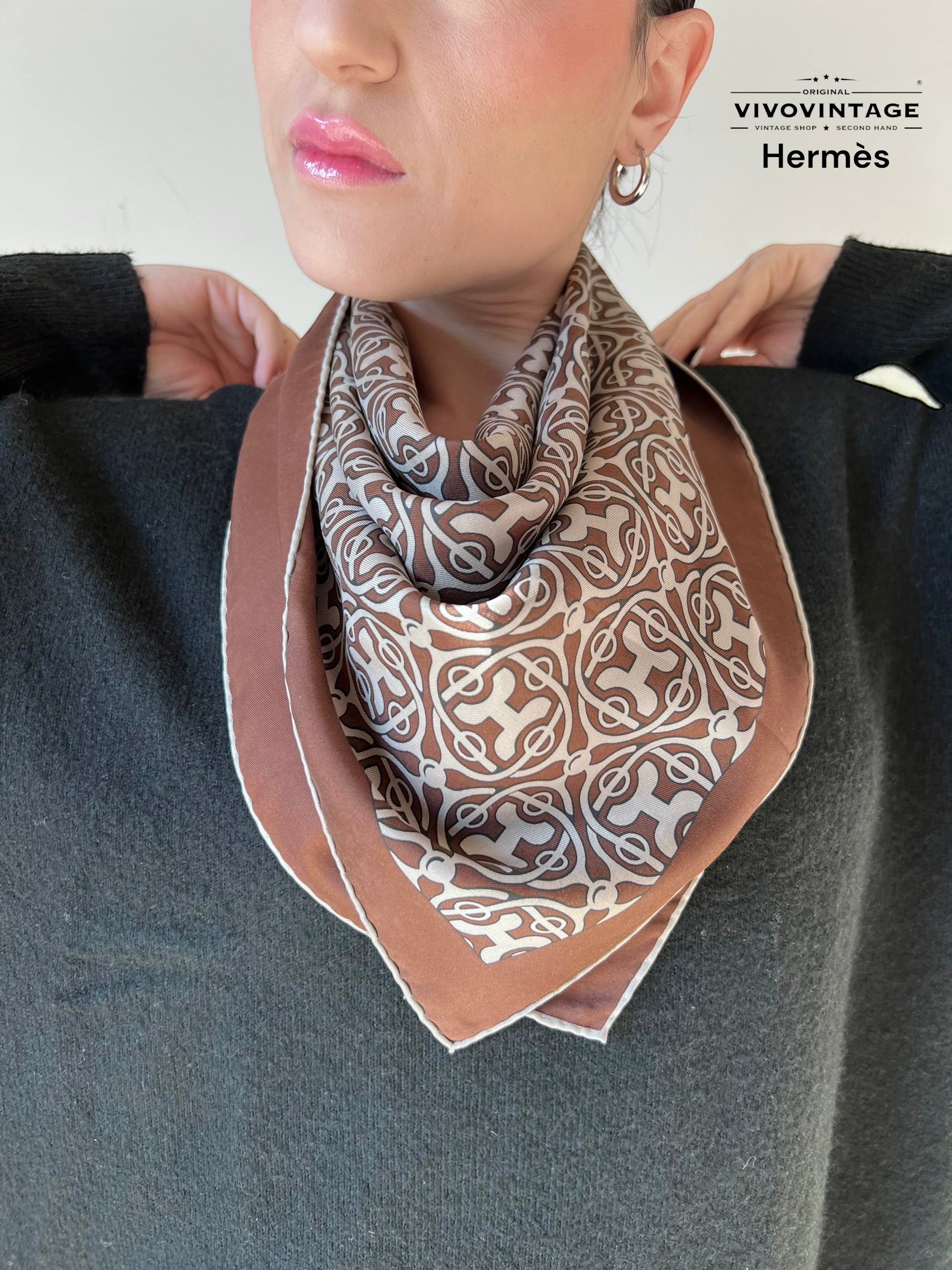 Foulard Hermes Indossare Un Foulard Annodare Foulard Hermes