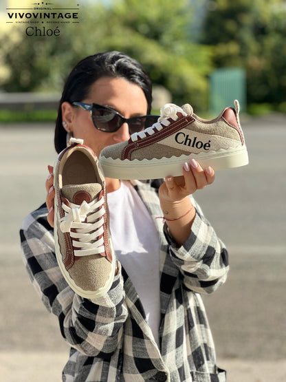 Sneaker Lauren Chloé in lino e pelle beige, bianco, marrone. Scarpe di lusso usate originali