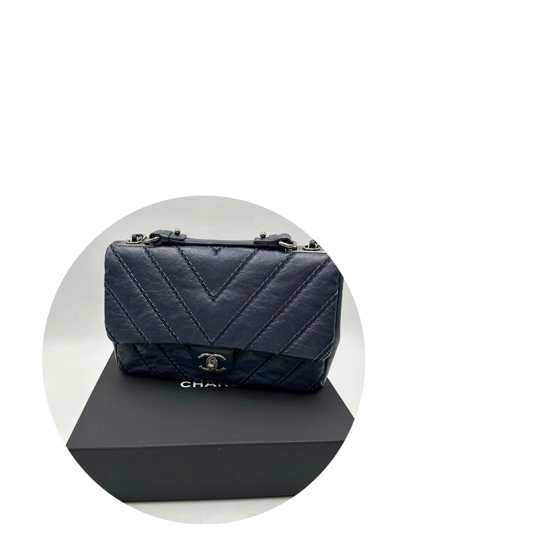 Stitched Chevron Chain Flap Chanel