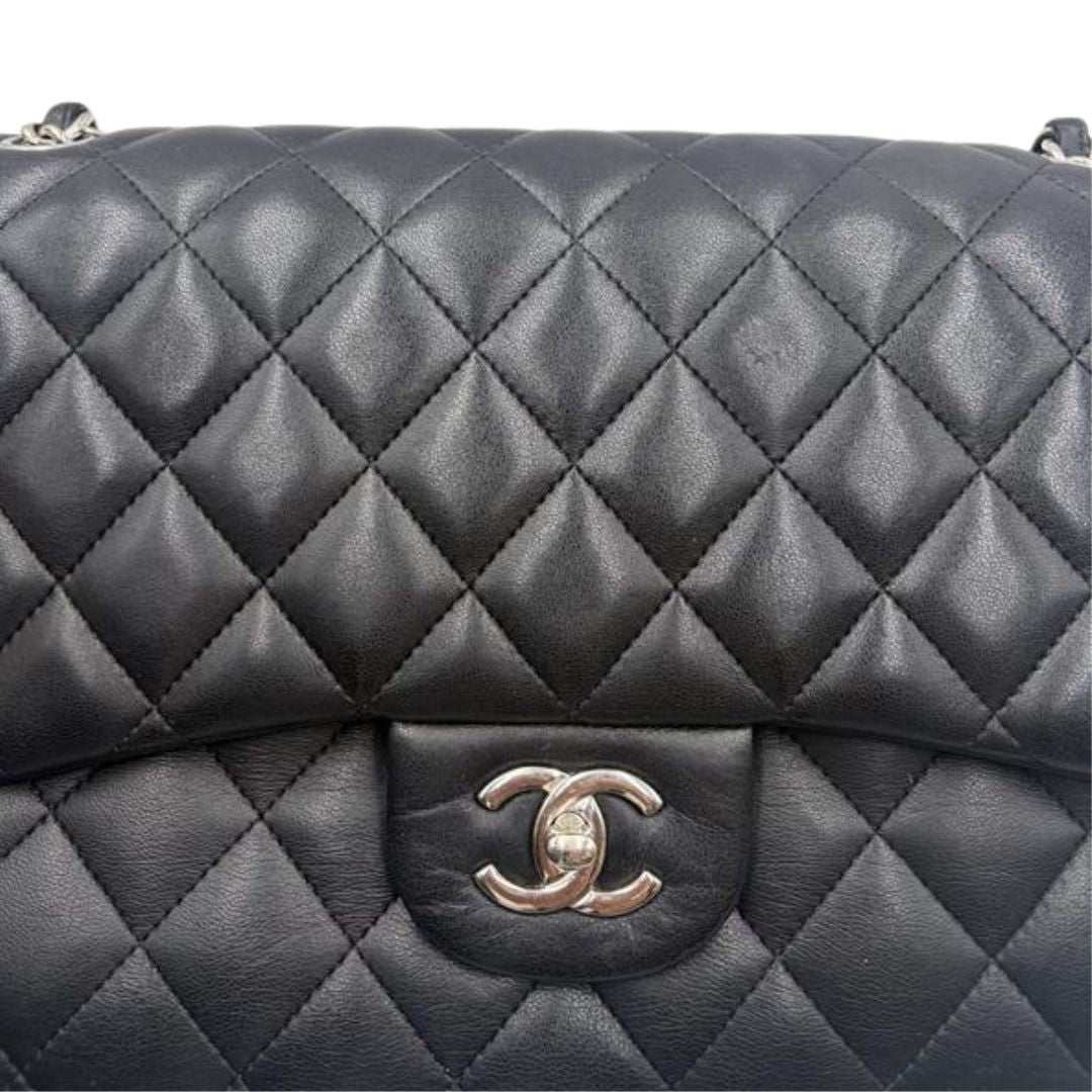 Borsa Chanel Timeless Classique nera