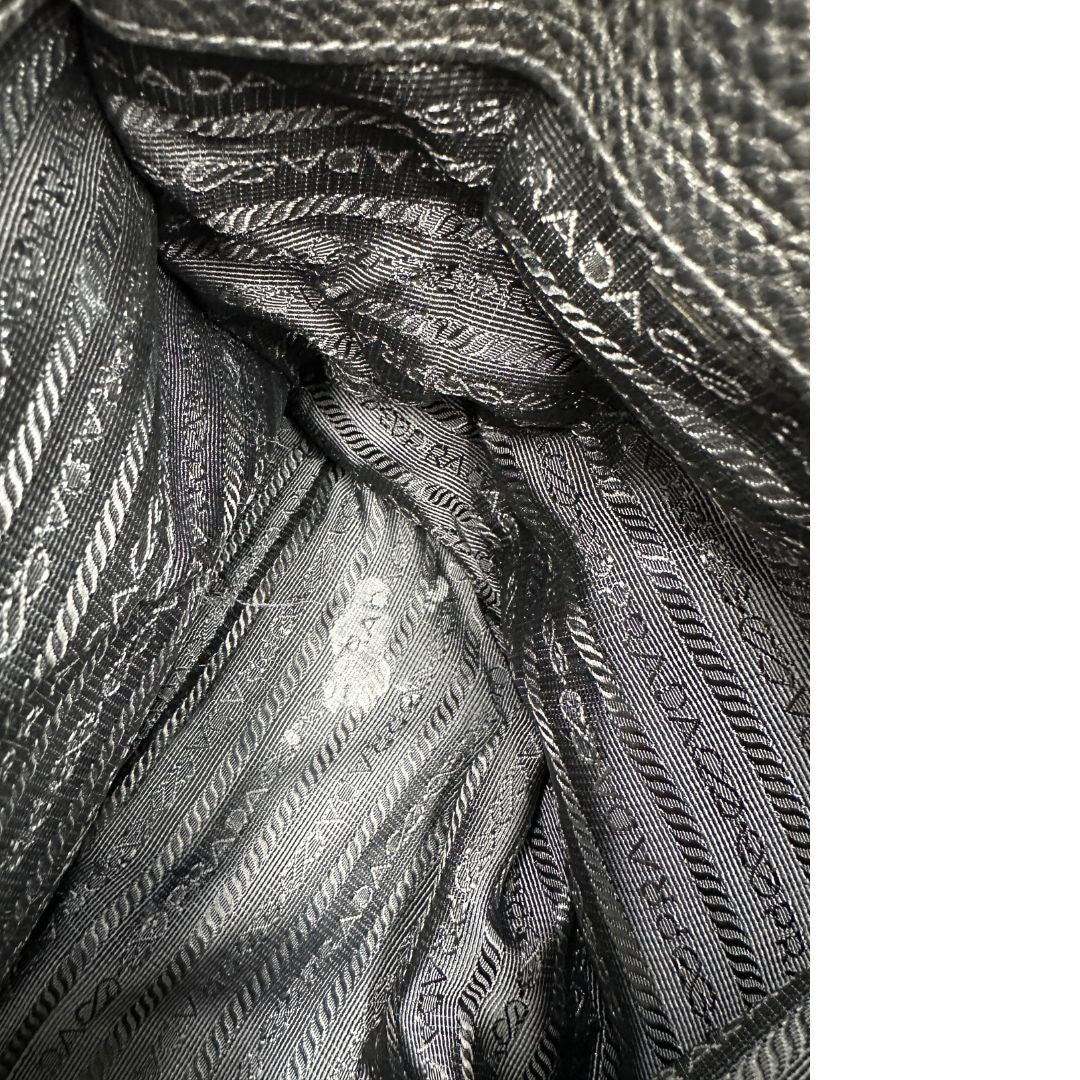 Tote Prada nera