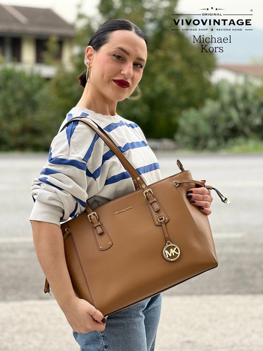 Shopper Michael Kors