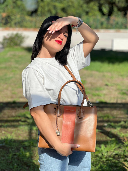 Shopper Michael Kors