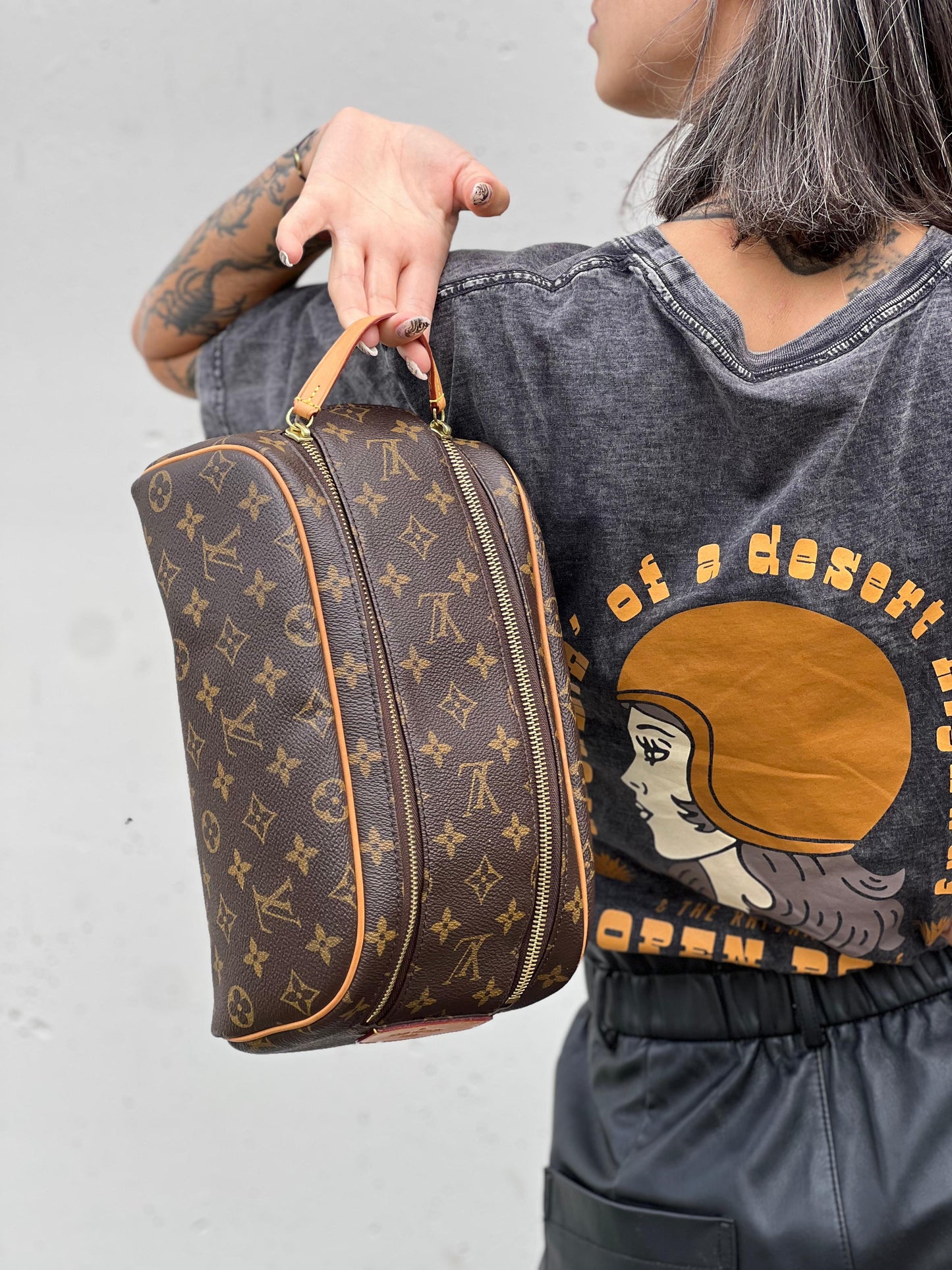 Trousse Toilette Dopp Kit Louis Vuitton