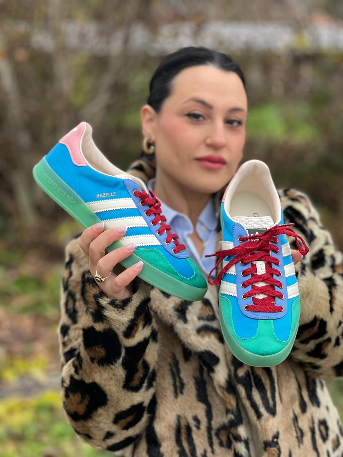  Scarpe Gazzelle Gucci x Adidas in raso e pelle multicolore. Munite di corredo, di lusso, originali, ottime condizioni.