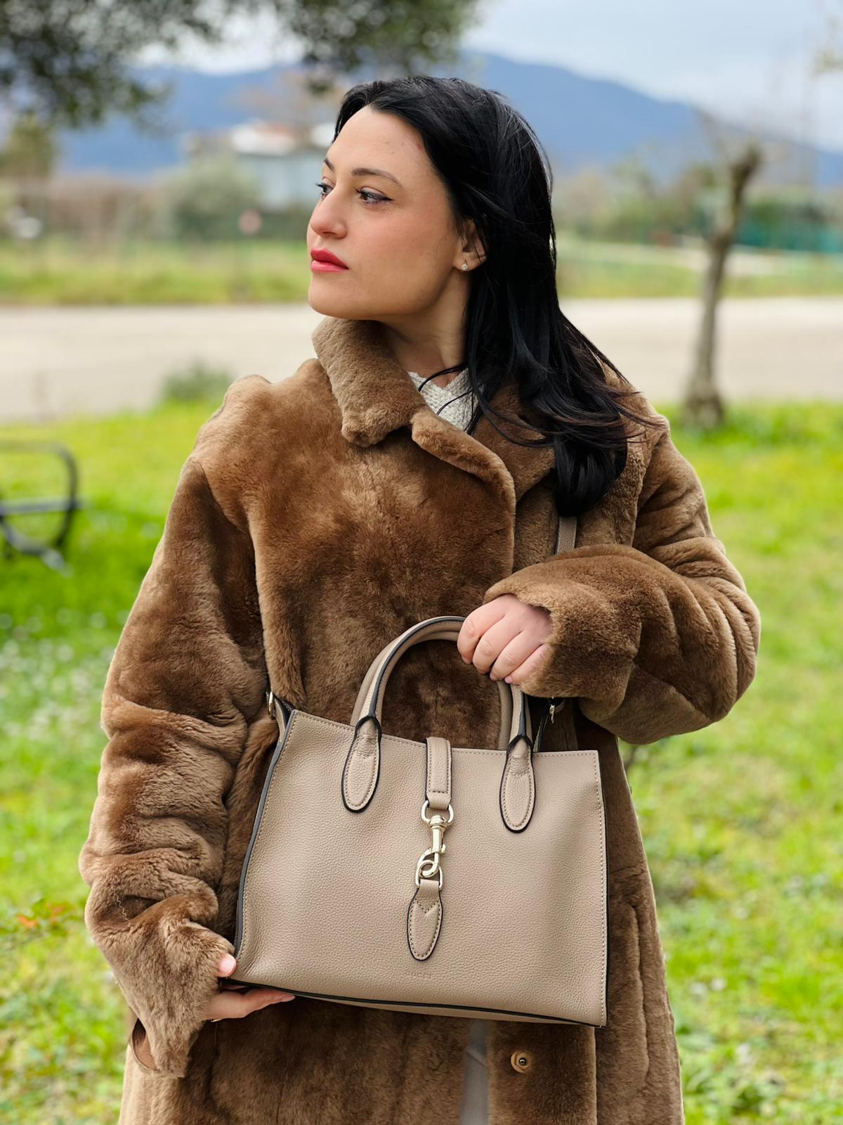 Tote Gucci media Hook Closure