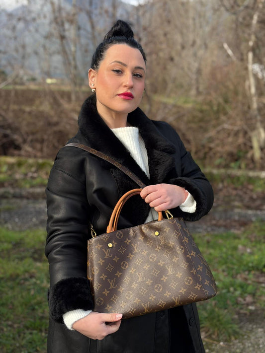 Montaigne MM Louis Vuitton