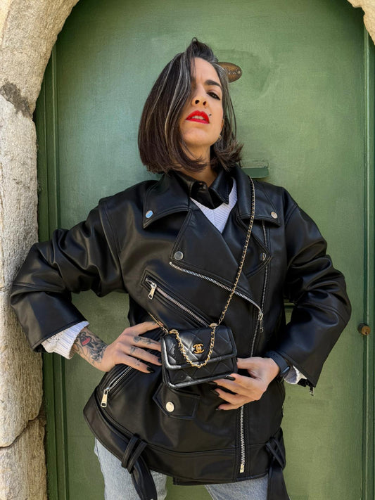 Borsa Chanel Mini Button On Top Flap nera