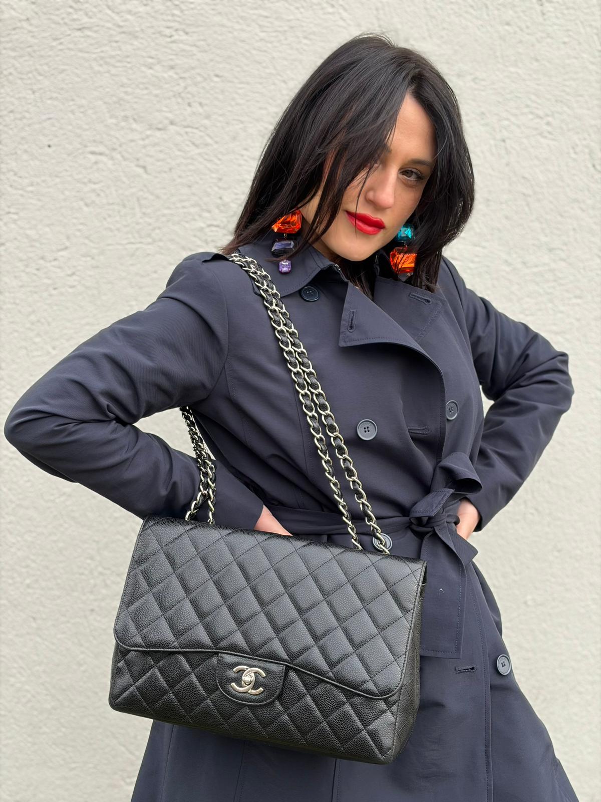 Borsa Chanel Maxi Jumbo Timeless Caviar Nera