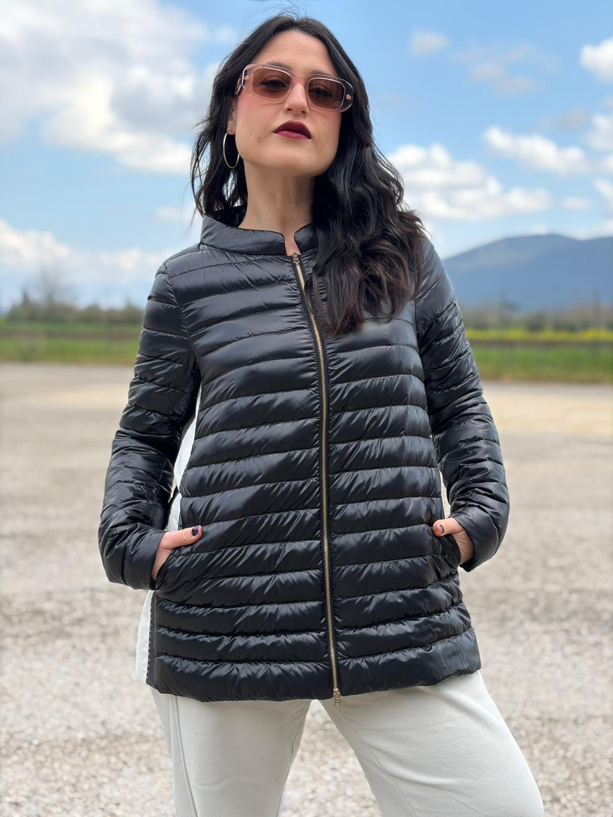 Piumino Herno nero trapuntato, di lusso, originale, ottime condizioni, usato