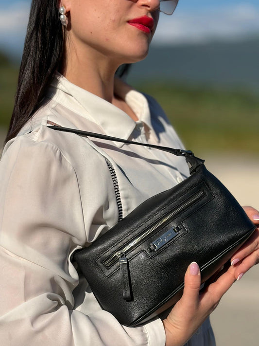 Pochette Salvatore Ferragamo nera