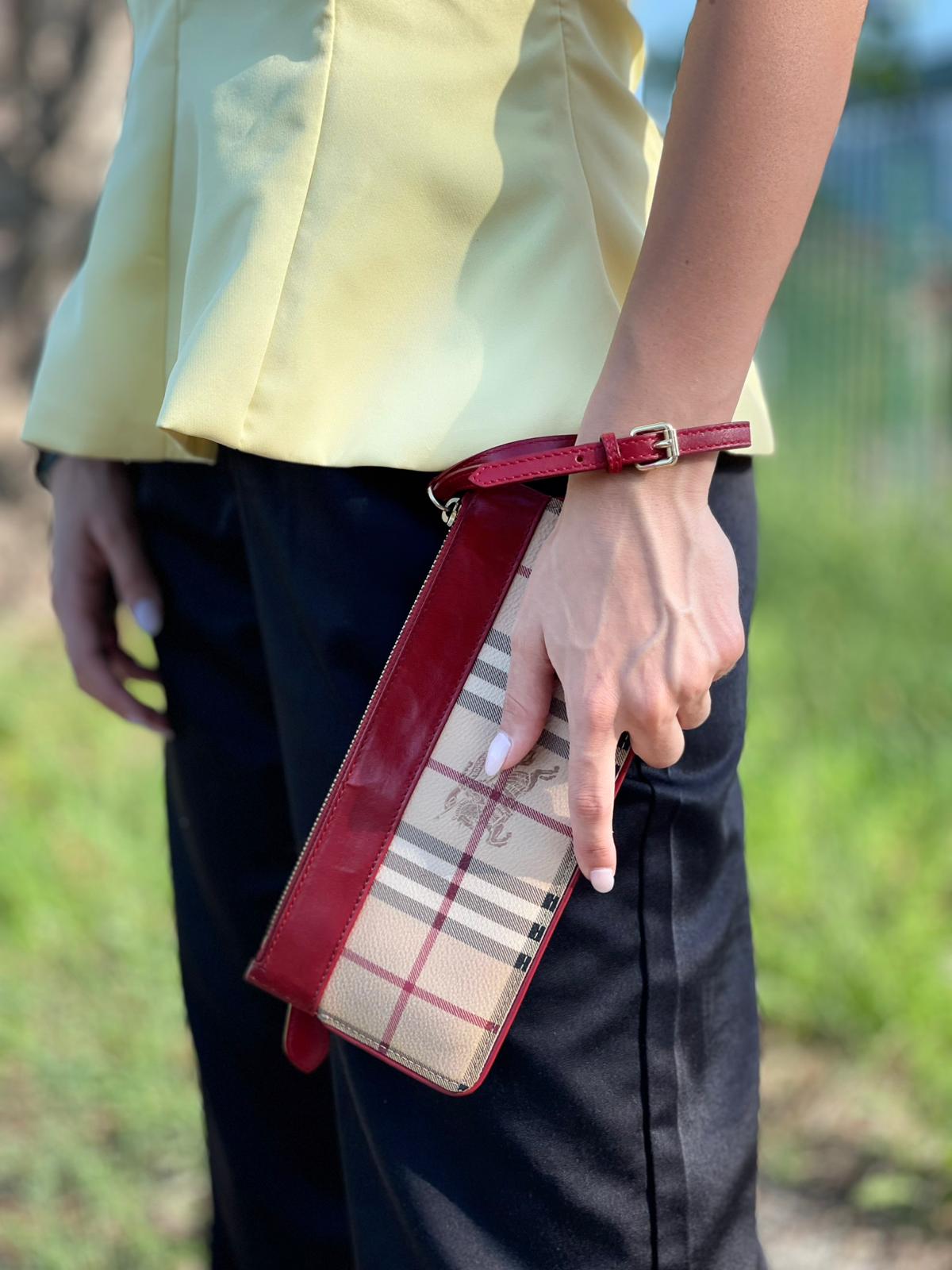 Pochette Burberry tartan