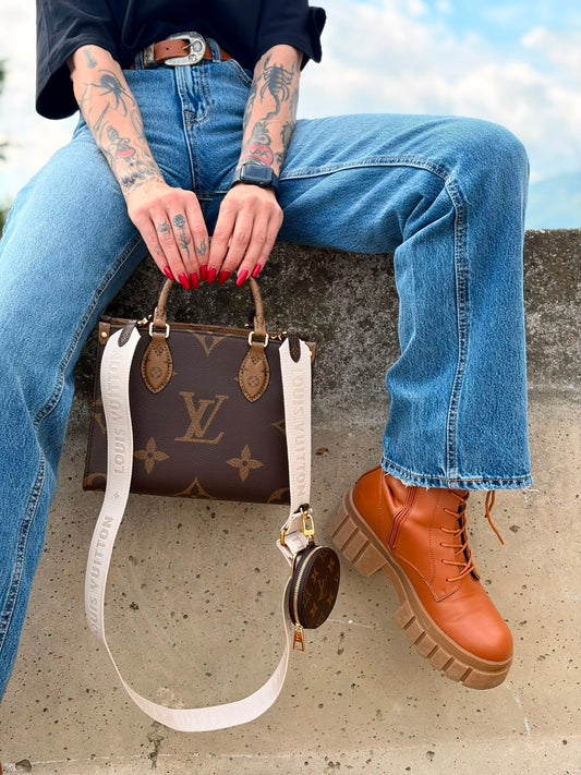 OnTheGo PM Louis Vuitton