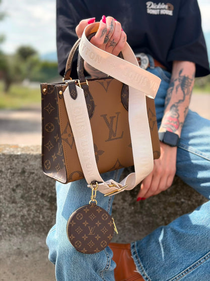 OnTheGo PM Louis Vuitton