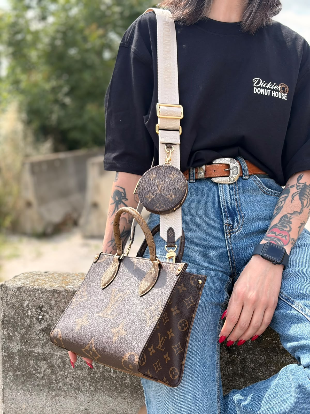 OnTheGo PM Louis Vuitton
