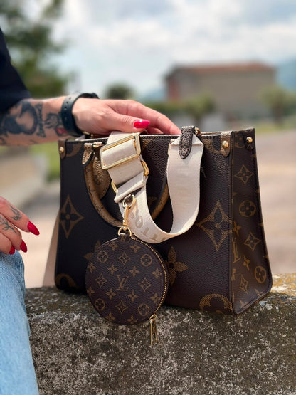 OnTheGo PM Louis Vuitton