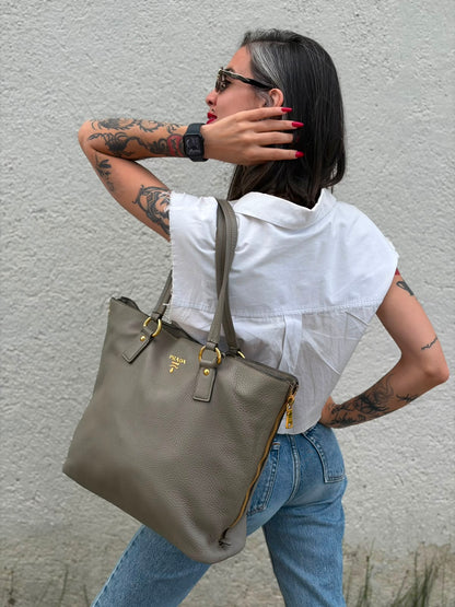 Tote Prada grigia