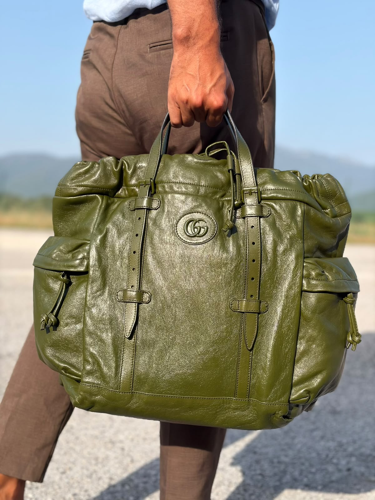 Gucci Monochrome Double G Drawstring Tote verde