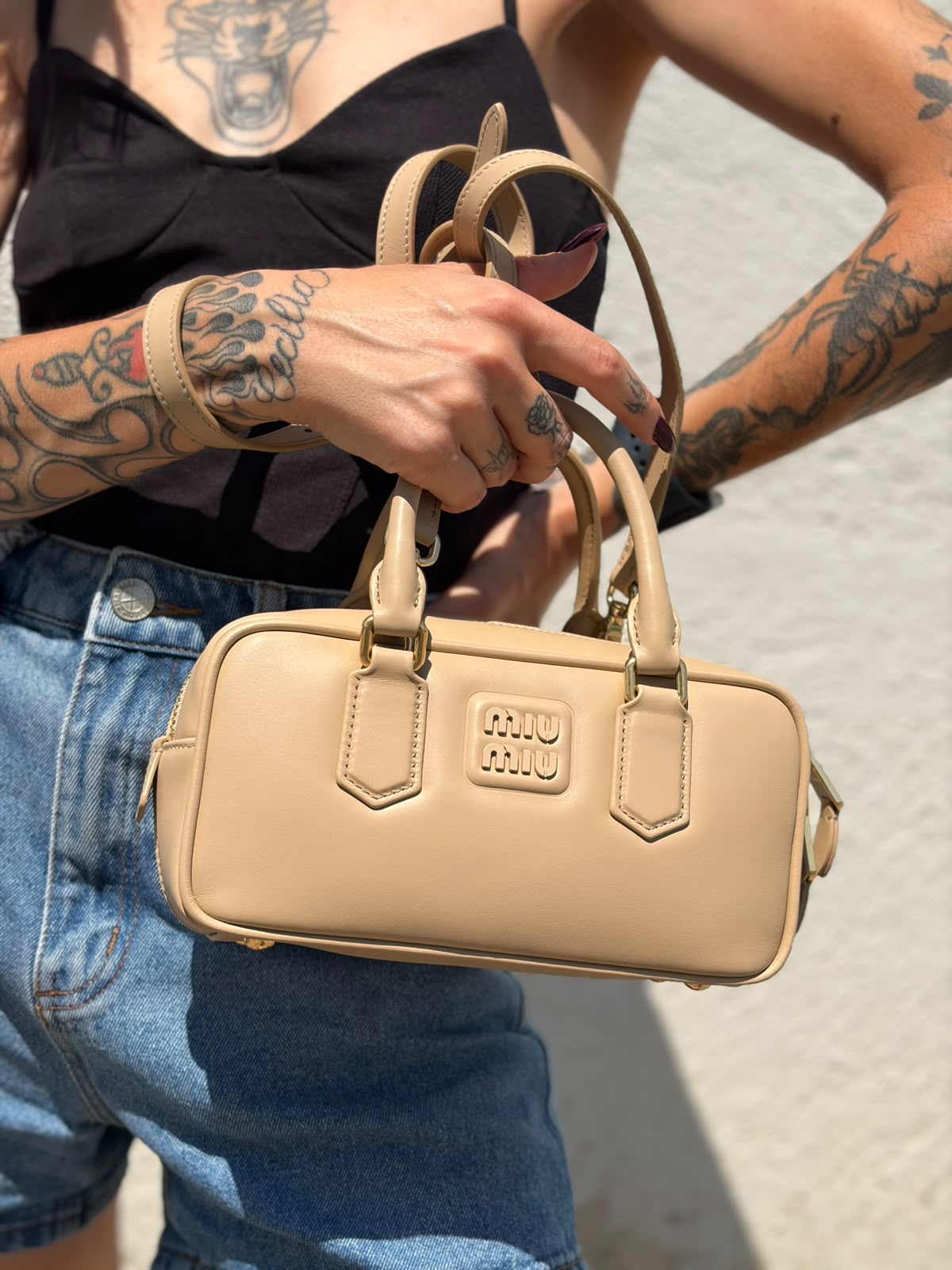 Borsa Miu Miu Arcadie regular sabbia