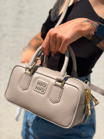 Borsa Miu Miu Arcadie regular pomice