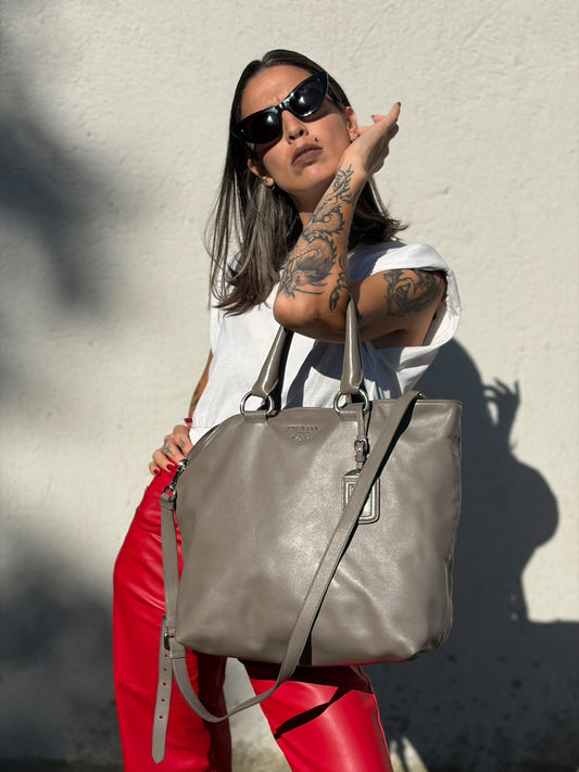 Tote Prada grigia