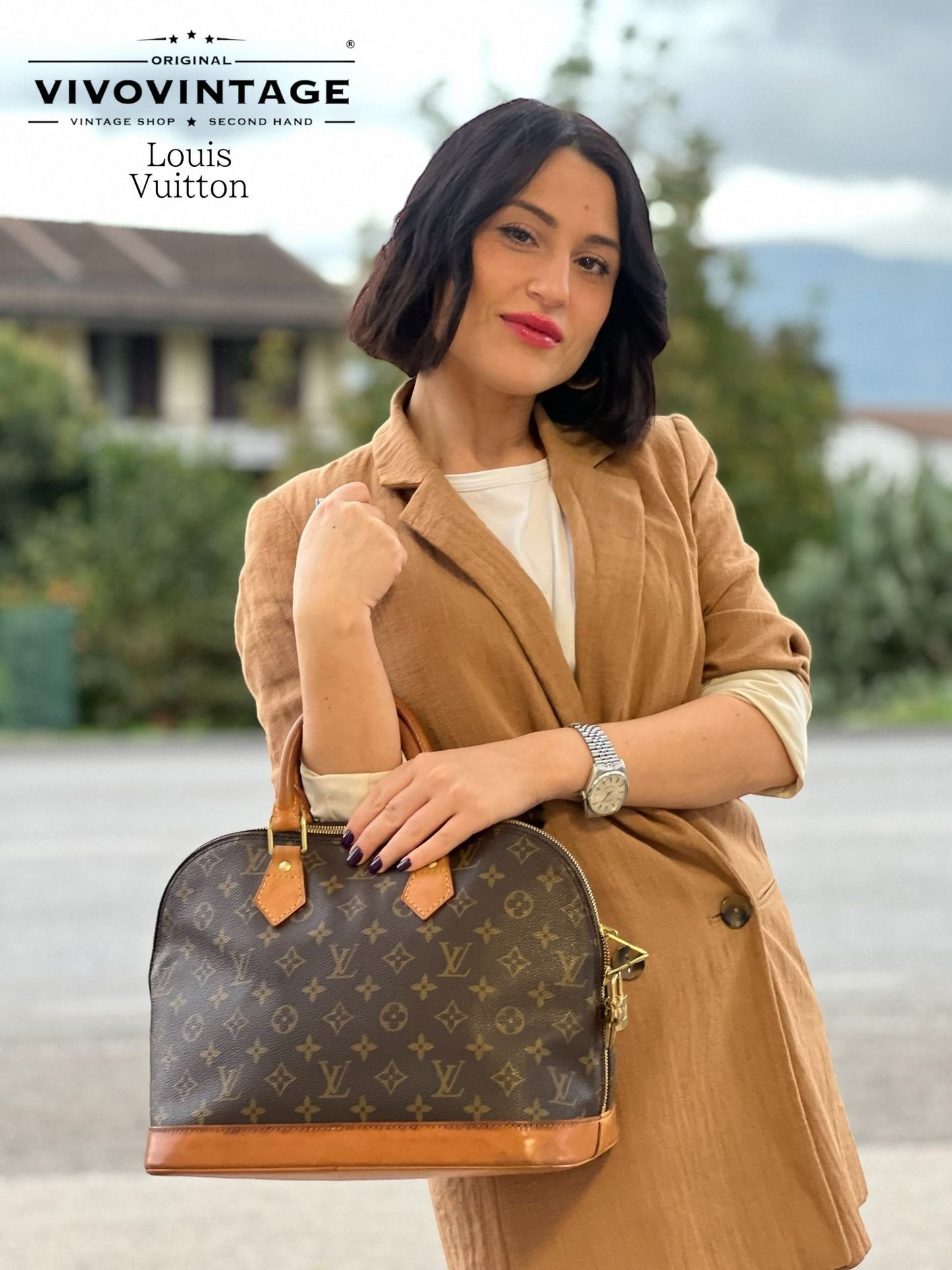 Borsa Alma Louis Vuitton monogram in tela cerata. Borse di lusso usate ed originali